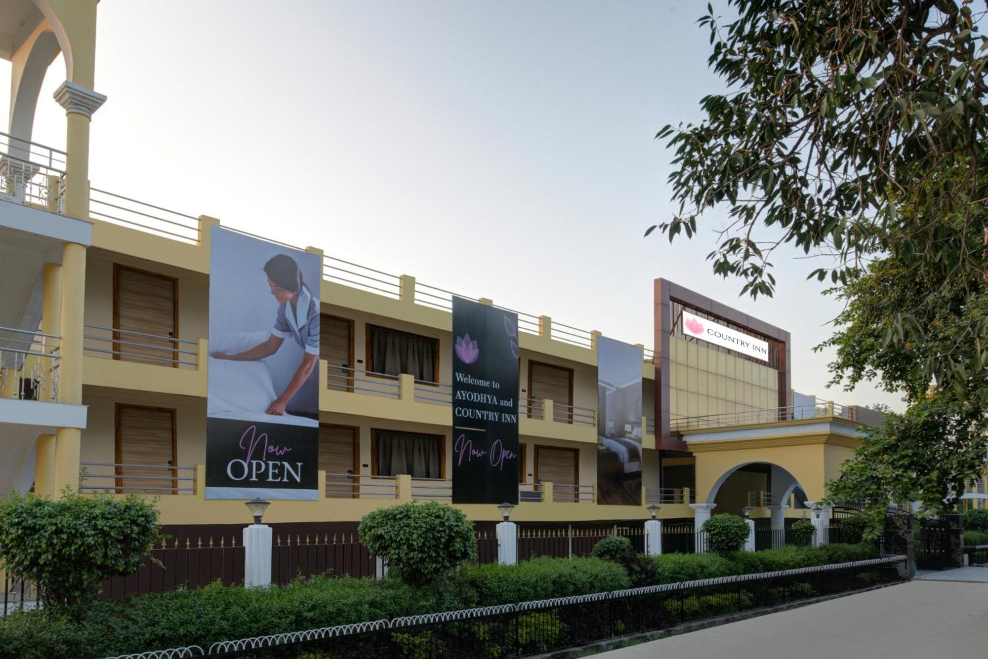 Country Inn Ayodhya - Opposite Airport ภายนอก รูปภาพ