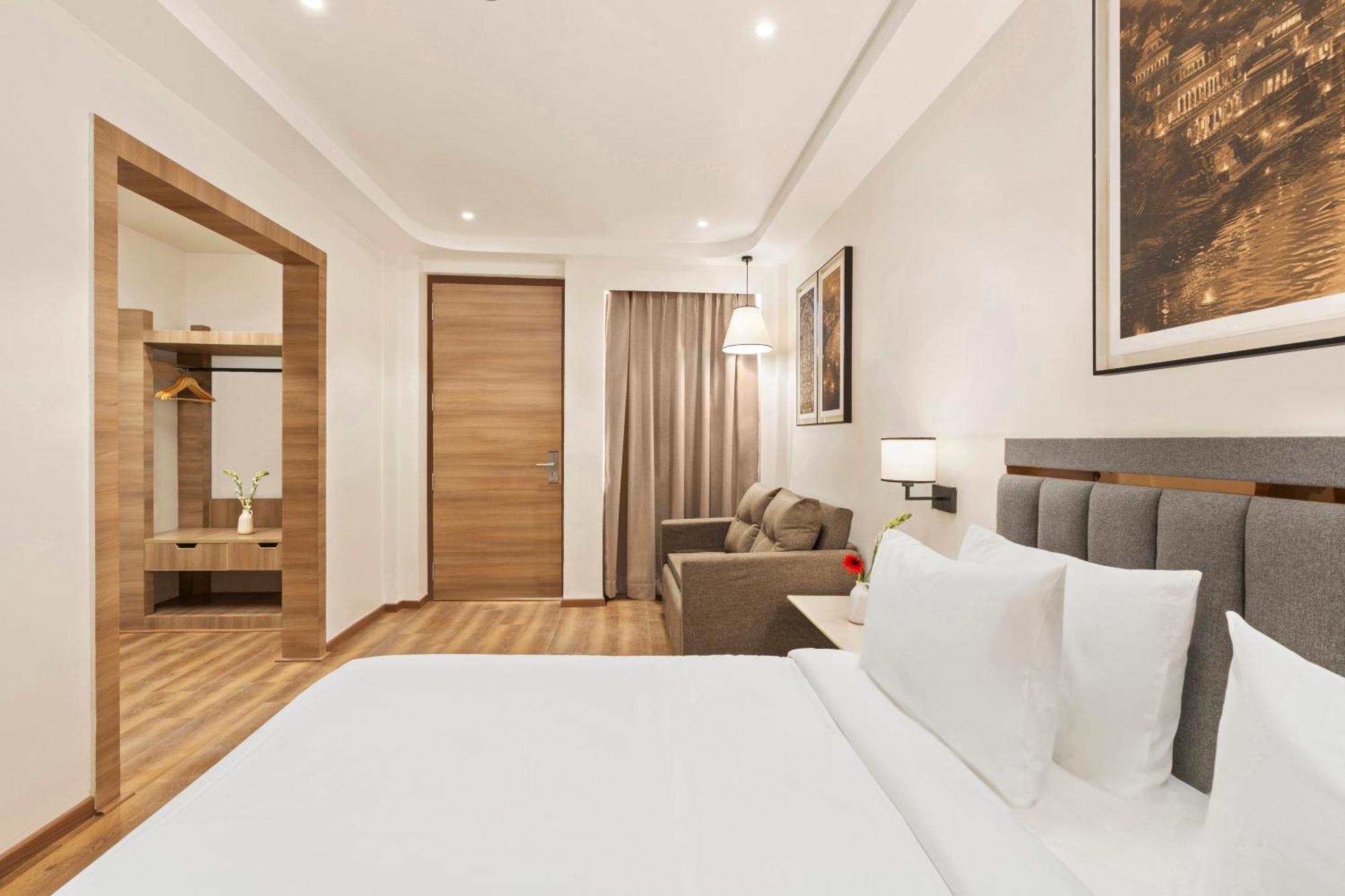 Country Inn Ayodhya - Opposite Airport ภายนอก รูปภาพ
